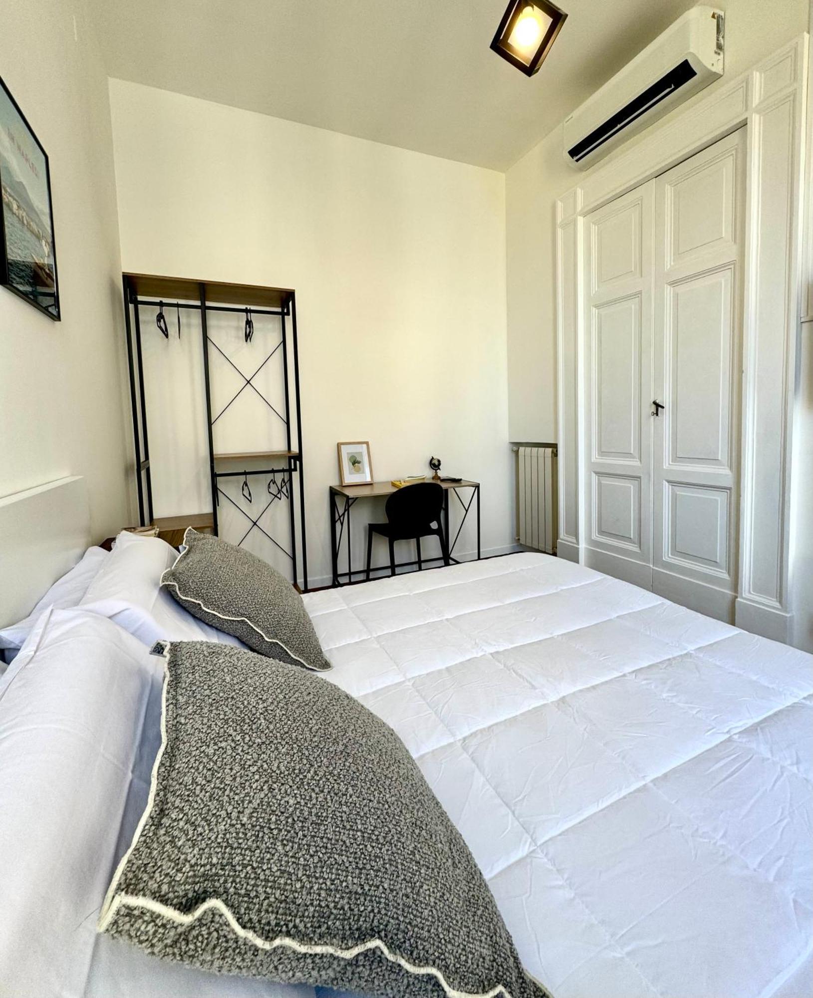 Ferienwohnung Montesanto Charm Centro Storico Neapel Exterior foto