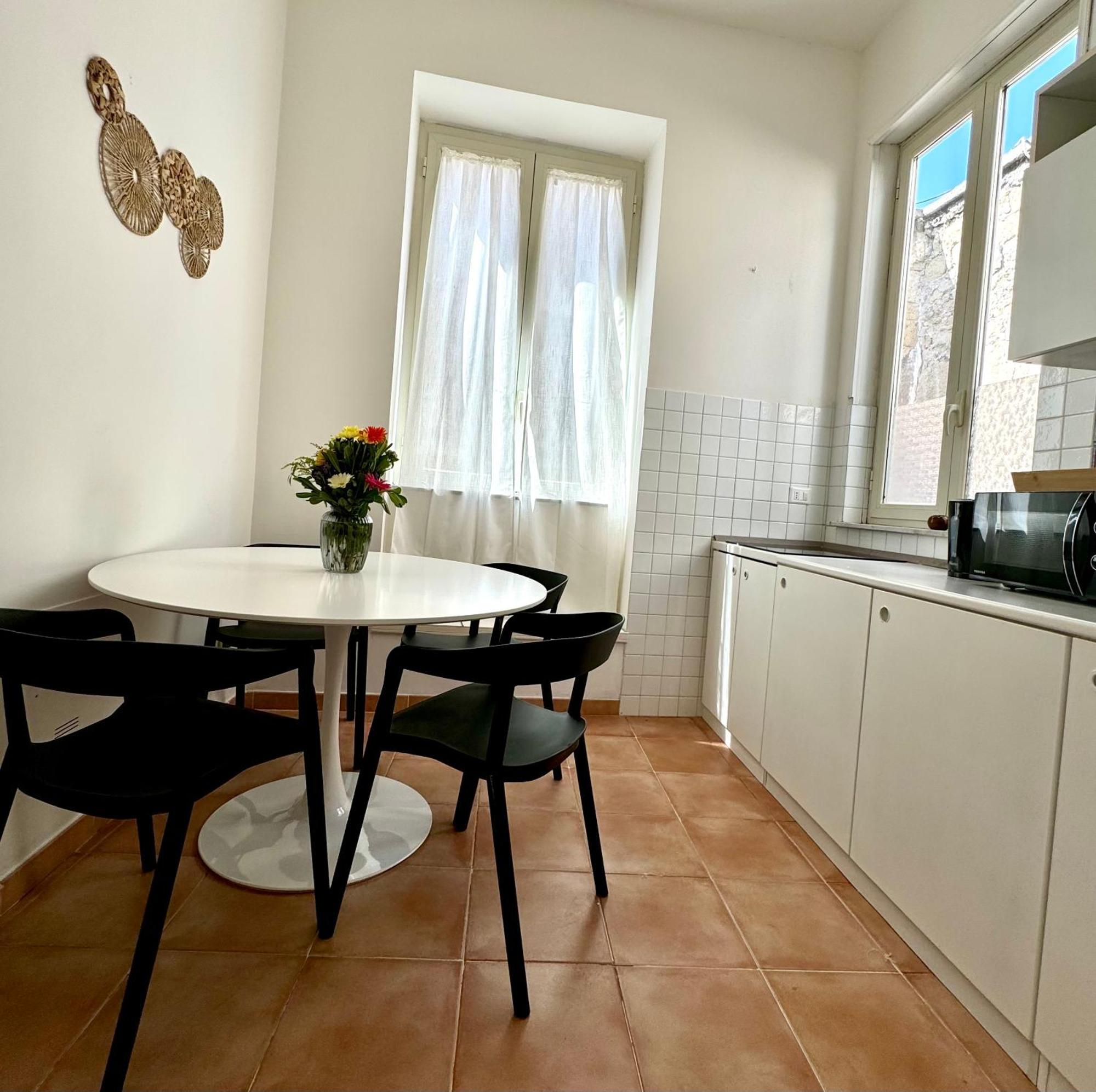 Ferienwohnung Montesanto Charm Centro Storico Neapel Exterior foto